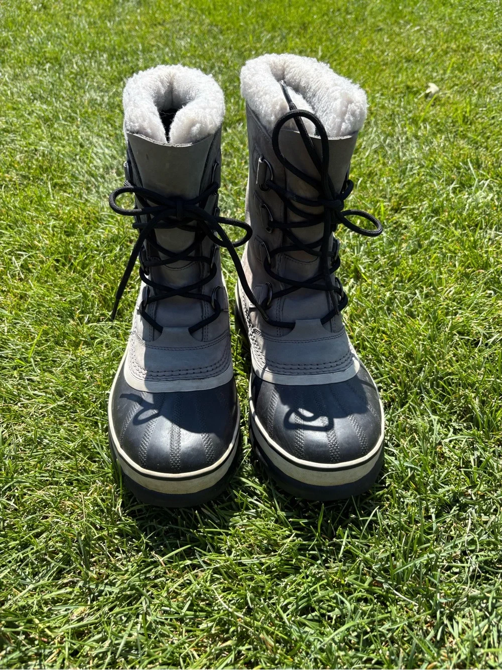 Women’s SOREL Caribou Winter Snow Boots 8.5 Gray Fur Wool Lining